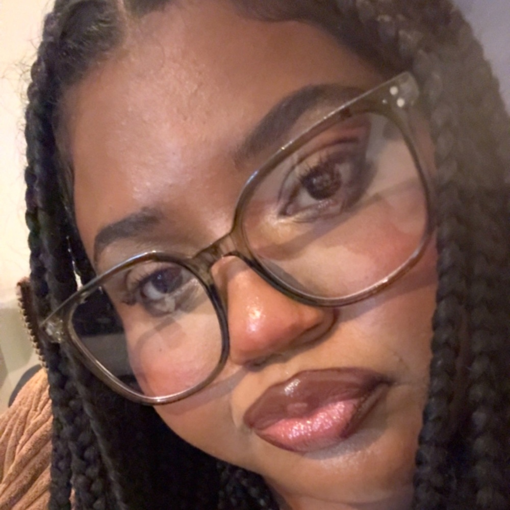 Meet your Posher, Dreonna